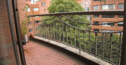 VENTA APARTAMENTO EL NOGAL, PISO 6 EXTERIOR, 198 M2, EDIFICIO.