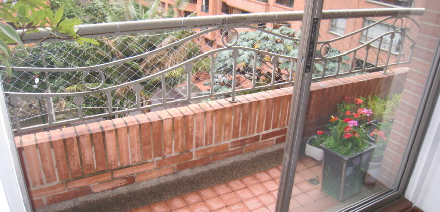 VENTA APARTAMENTO EL NOGAL, PISO 6 EXTERIOR, 198 M2, EDIFICIO.