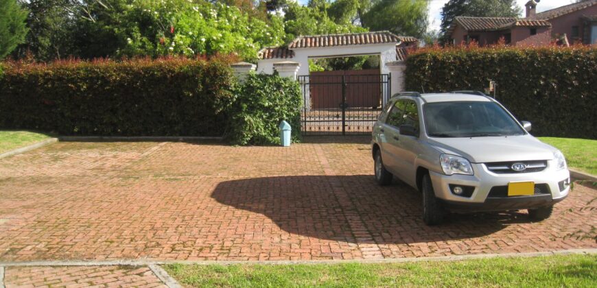 VENTA CASA GUAYMARAL AGRUPACION RINCON DE SAN PEDRO, 350 M2 TERRENO 3457 M2