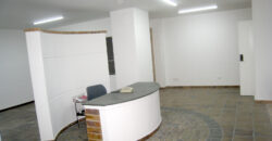 VENTA OFICINA PRIMER PISO 81.80 M2 + TERRAZA 10.91 M2 CHICO LAGO
